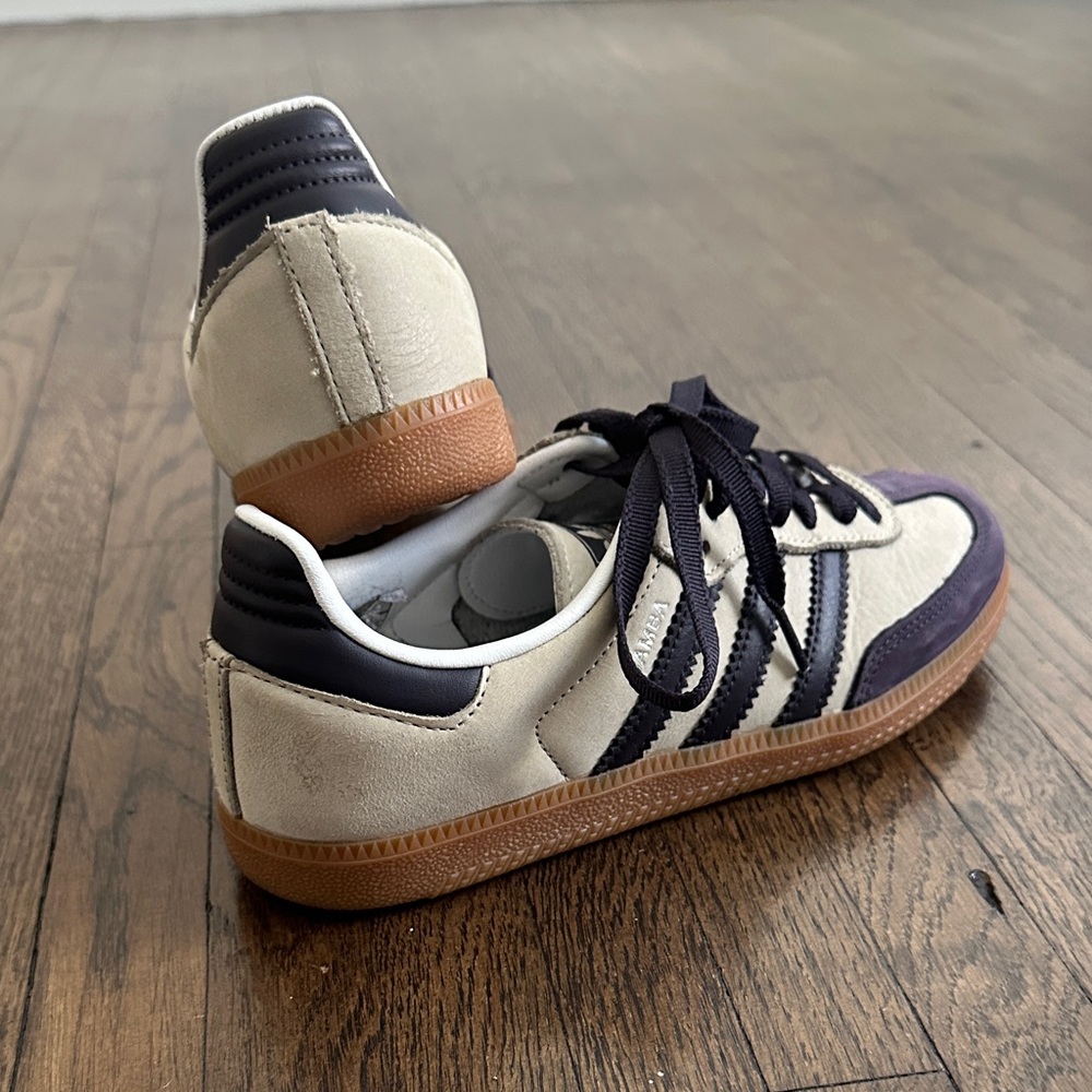 adidas Cream and Purple Retro Low-Top Athletic Sneakers - Picture 3 of 5